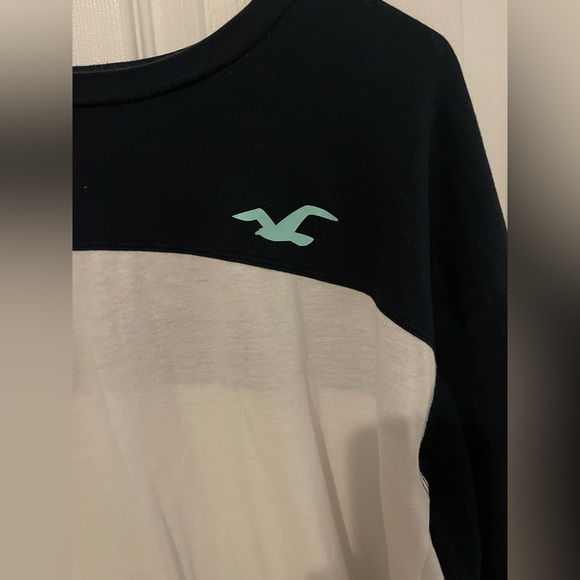 Mens Hollister Shirt - Picture 2 of 5